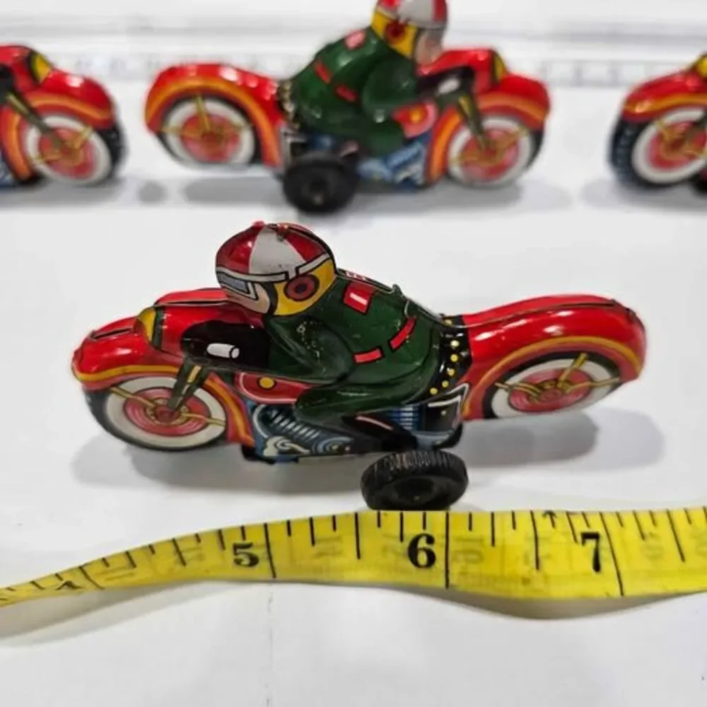 Vintage Tin litho Toy Motorcycles Set of 4 Made in Japan #18's